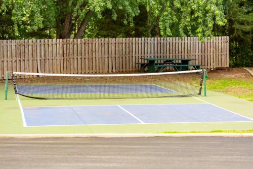 Basswood Resort in Platte City, USA