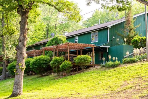 Basswood Resort - image 9