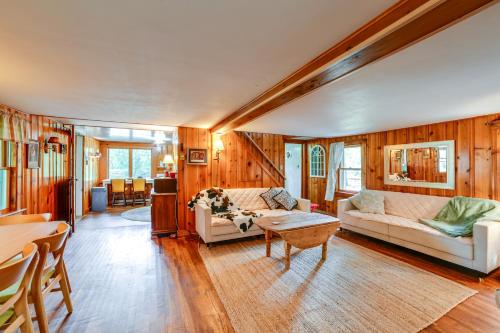 25 Mi to Elk Mtn Skiing! Susquehanna River Cabin in 新米爾福德