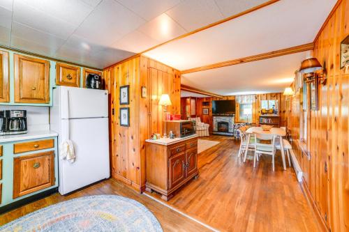 25 Mi to Elk Mtn Skiing! Susquehanna River Cabin in 新米爾福德