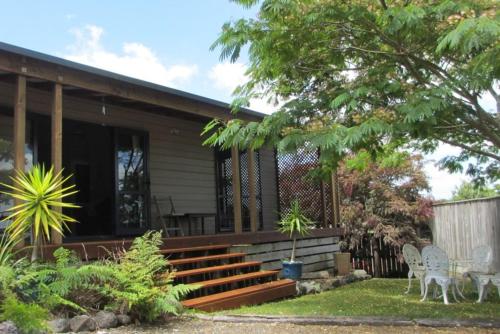 Punawai Cottage, Raglan, New Zealand