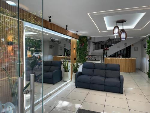 Hotel Santorini la 70 – Medellin, VT