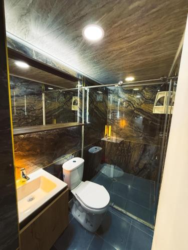 Hotel Santorini la 70 – Medellin, VT