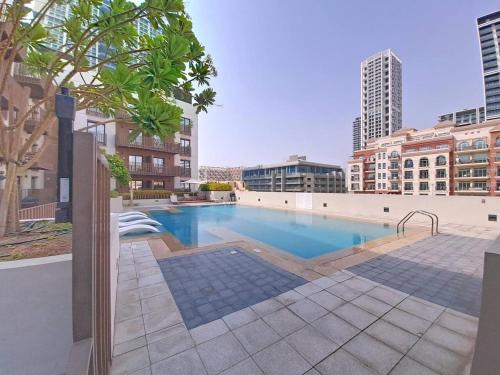Vacationer Holiday Homes l Upgraded 1 Bedroom l near Circle Mall in JVC, Dubai (photo 2)