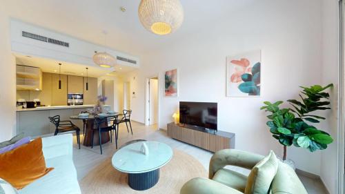 Vacationer Holiday Homes l Upgraded 1 Bedroom l near Circle Mall in JVC, Dubai (photo 9)