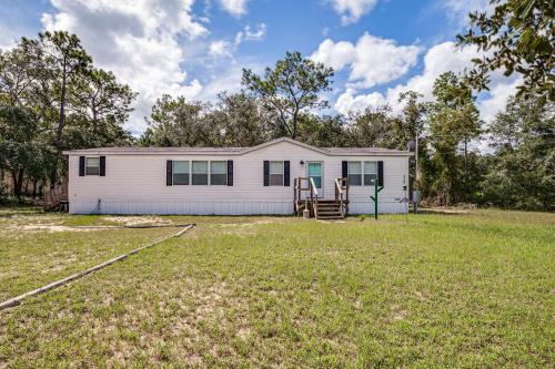 5 Mi to Homosassa Springs Park: Home w/ Yard! in Homosassa (Florida)