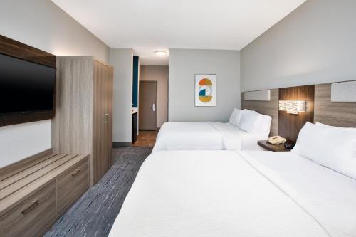 Holiday Inn Express Silver City an IHG Hotel - image 14
