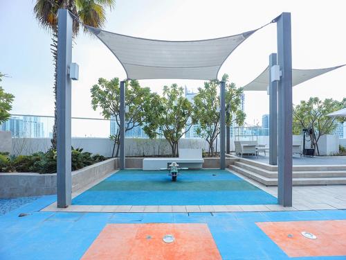 Luxury Studio | Lake View | Near Dubai Mall - image 13