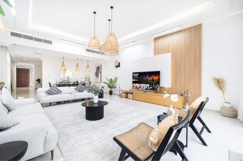 外部景觀, Al Bandar Luxury Villa with private pool - Al Dana Island Fujairah in 查伊拉城中心