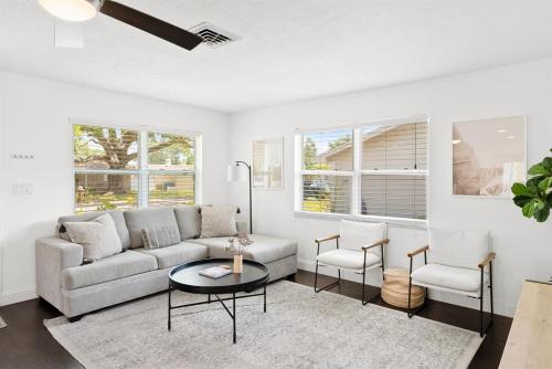 Heated Pool, 10min from Beach, Lux 3Br 2Ba, Coco Cabana in Seminole (FL)