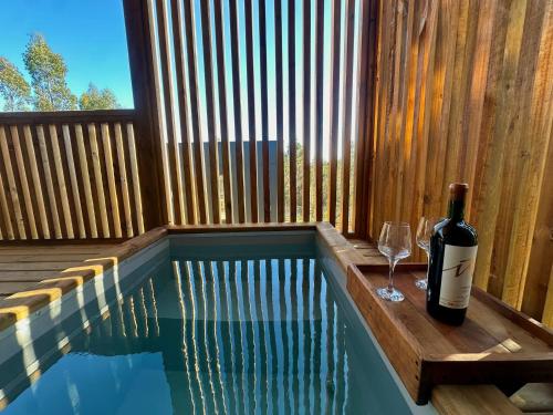 Erkély/terasz, Cabaña en el bosque con tinaja privada (Cabana en el bosque con tinaja privada) in Cahuil