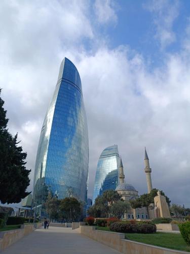 Анастасия в центре города! Улица, Иззет Набиев 2b, Baku (fotografie 2)