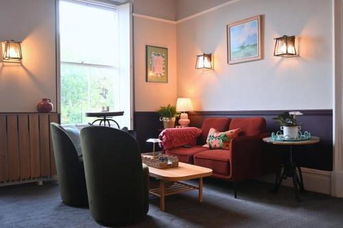 Foxes Hotel & Academy – Minehead