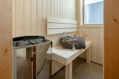 Schleivilla-Hafenblick-by-Seeblick-Ferien-ORO-Sauna-direkte-Wasserlage in Olpenitz
