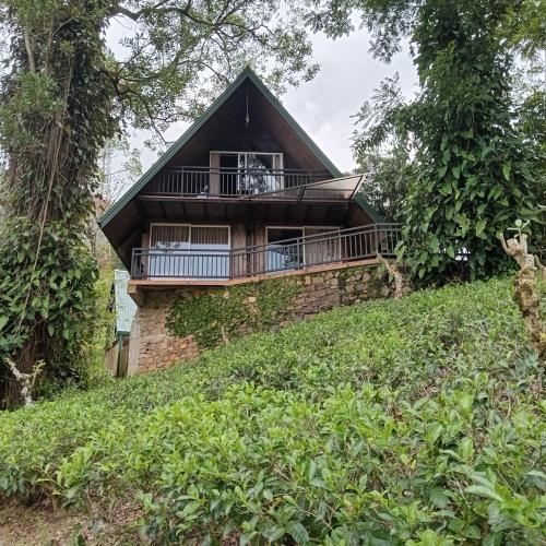 The Bridge View Cabin in Maskeliya