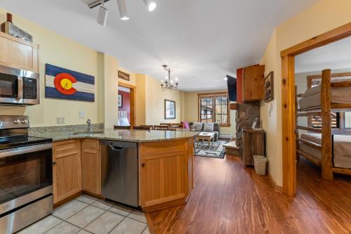 Dakota Lodge 8520 by Summit County Mountain Retreats