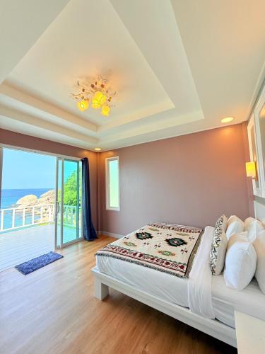 Kohtao Hillside resort in Taa Then Bay
