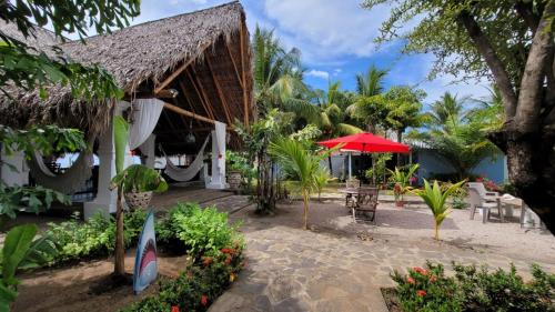 Las sevillanas beach hotel y restaurante in Manzano No 1