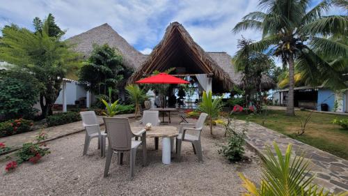 Las sevillanas beach hotel y restaurante in Manzano No 1