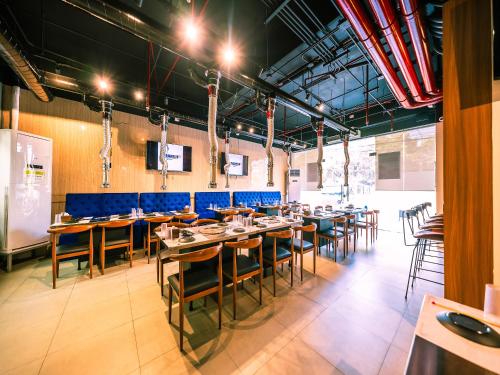 ห้องอาหาร, เรด แพลนเน็ต ออร์ติกัส (Red Planet Ortigas) in มันดาลูยอง