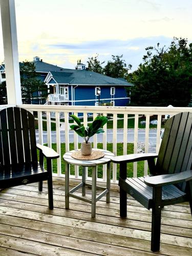 Iekārtas, King Bed Suite with Pool and Hot Tub Access in Oro-Medonte (ON)