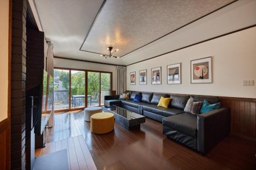 IZA cominca 萬 in 龜岡