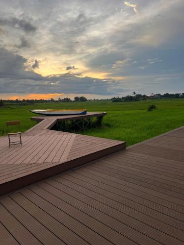 HAPPY OASIS SEA