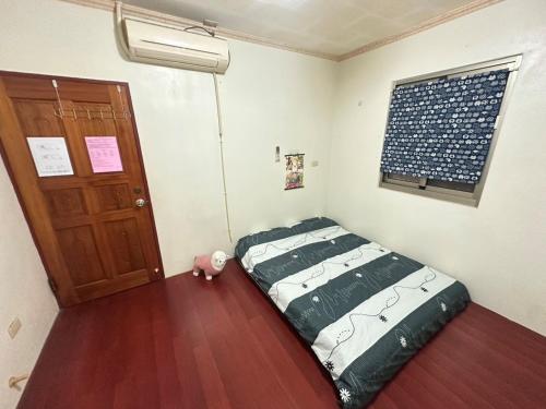 Hedong B&B in Hemei Township