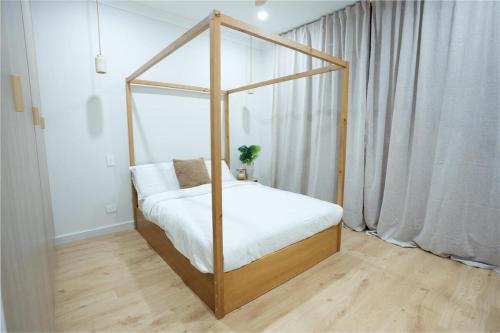 The Oak & Sand House 3BHK Cosy stay in Modbury