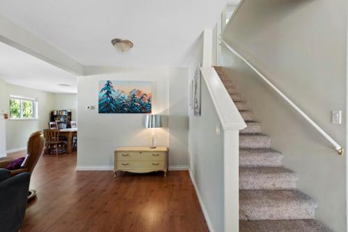 Pet friendly Family home in Shawnigan Lake in Shawnigan Lake (BC)