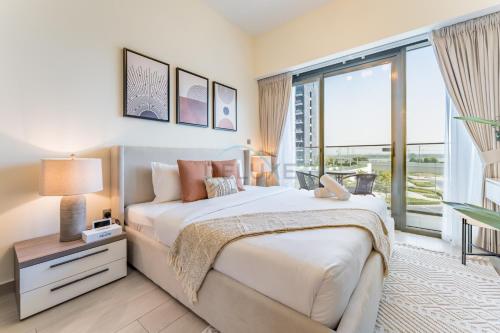 Close to Meydan Racecourse and Ras Al Khor Wildlife Sanctuary, And a Quick Drive to Downtown Dubai and the Iconic Burj Khalifa - Azizi Riviera 44, Meydan by Deluxe Holiday Homes, Dubai (foto 4)