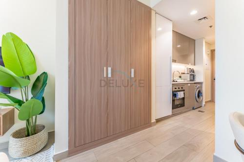 Close to Meydan Racecourse and Ras Al Khor Wildlife Sanctuary, And a Quick Drive to Downtown Dubai and the Iconic Burj Khalifa - Azizi Riviera 44, Meydan by Deluxe Holiday Homes, Dubai (foto 5)