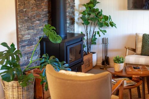 Sugarloaf - Luxury Farmhouse Cabin in Boonah