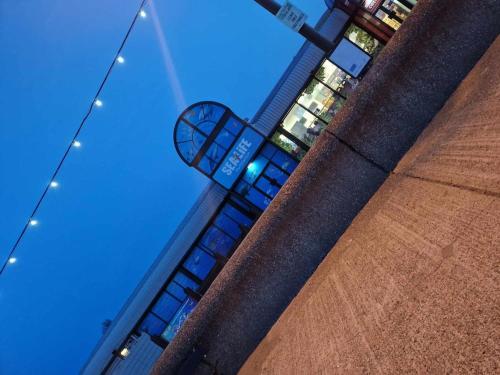 Sunset Beach, 2 bedroom, first floor flat with balcony, Hunstanton (photo 3)