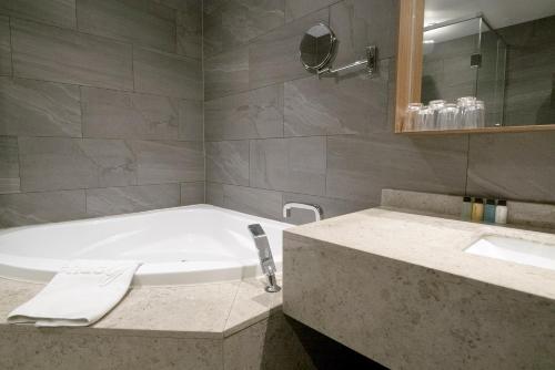 Bathroom, Hotel Venue G in Jongro