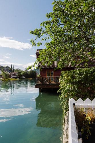 Stryn - house by the river, Stryn (foto 3)