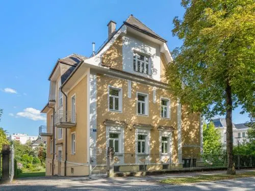 Stilvolle Gartenwohnung im Villenviertel Villachs in Villach, Österreich