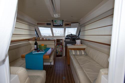 Yaku Wayra Charter