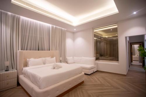 Luxury 5 Bedroom Villa Nad Al Sheba, Dubái (foto 8)