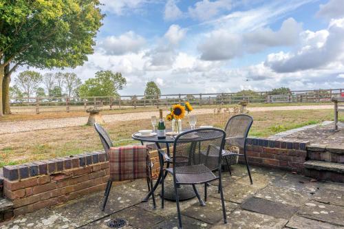 Poplar Cottage - Historic Barn in Dumbleton in Dumbleton