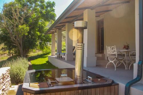 Iekārtas, The Sweetheart Cottage, Buffelskloof Getaway in Buffelskloof
