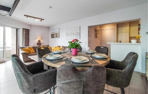 Beach Front Apartment In Oostende With Wifi - image 2