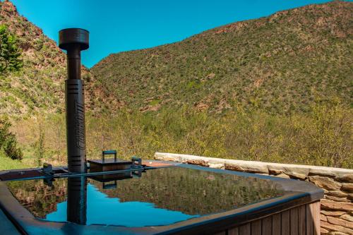Karstais baseins, The Sweetheart Cottage, Buffelskloof Getaway in Buffelskloof