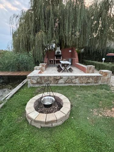 Viktória Apartman DunaWeekend (Viktoria Apartman DunaWeekend) in Domsod