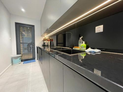 Deluxe Apartment - The Antonia Phu My Hung - 주방