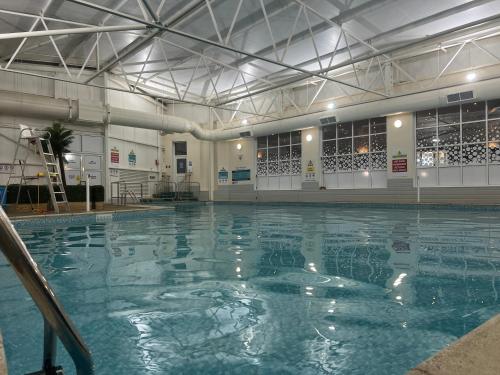 泳池, North Devon Resort  in 伊爾弗勒科姆鎮中心