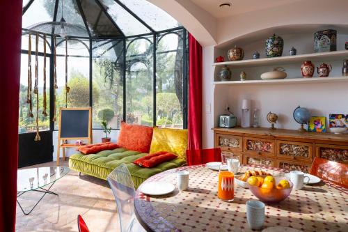 Facilities, Sublime maison grand terrain au calme vue et piscine in Les Accates