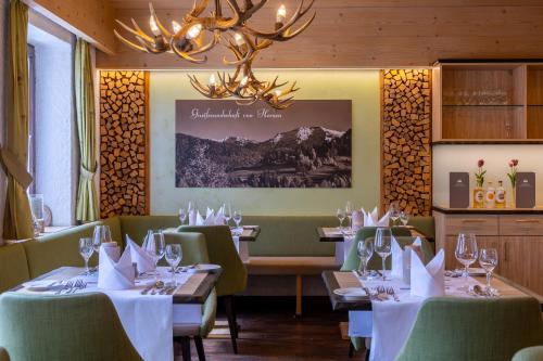 ห้องอาหาร, Konigshof Hotel Resort in โอเบอร์สเตาเฟิน