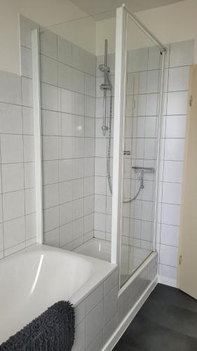 Vannituba, Ferienwohnung Gästehaus Bauer 2 (Ferienwohnung Gastehaus Bauer 2) in Heiligenhaus