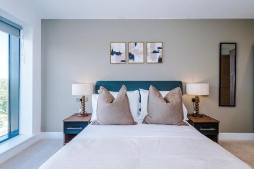 Leeds City Centre - 2 bed Penthouse with balcony, Leeds (zdjęcie 8)